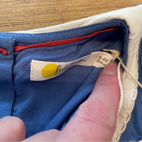 Baby Boden Sheep Embroidered Smocked Collared Dress - Picture 4 of 4